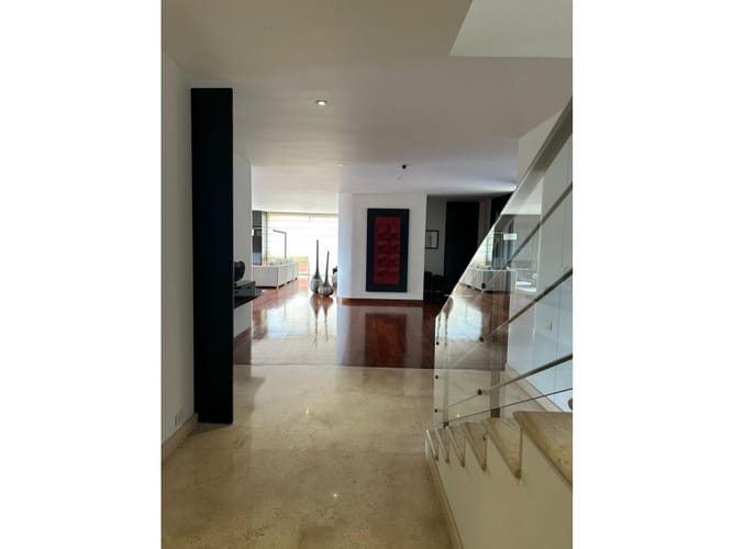 Apartamento de 5 alcobas en venta en Montearroyo, Bogotá, 420 m² · foto 4 de 24