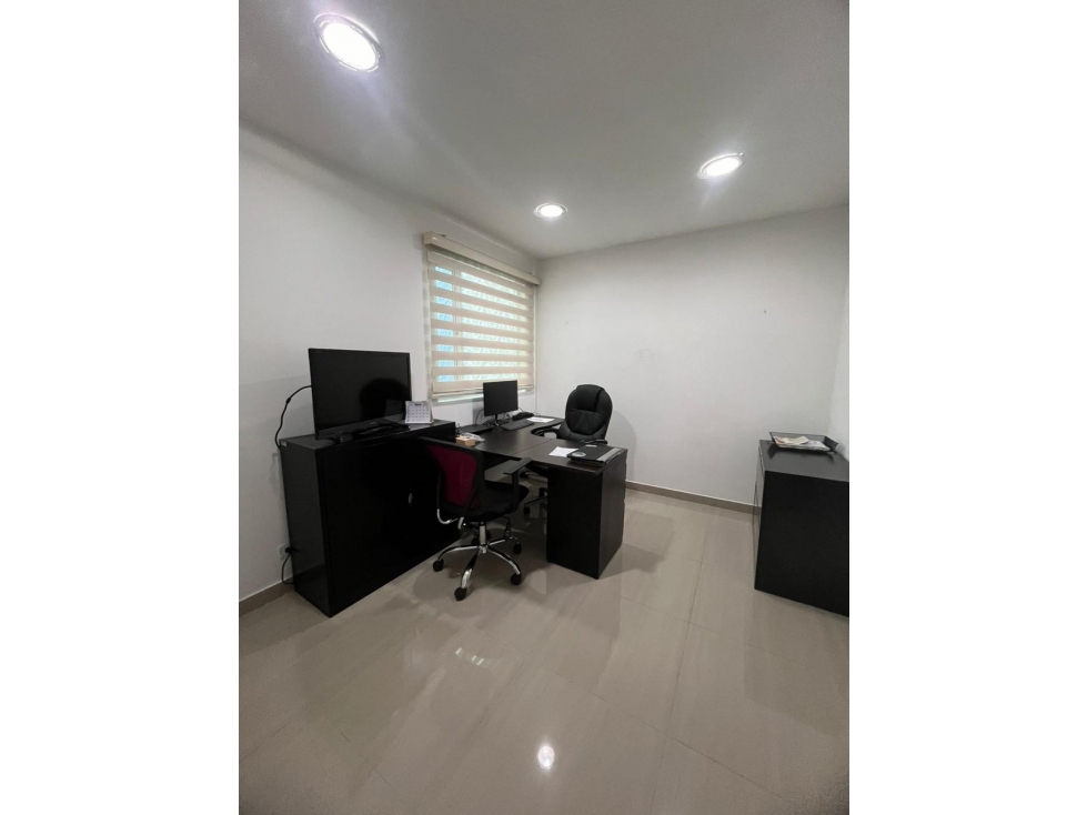 Casa en venta en Barrios Unidos, Bogotá · foto 2 de 23