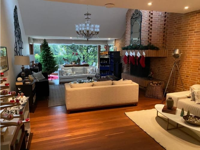 Casa de 4 alcobas en venta en Los Rosales, Bogotá, 592 m² · foto 5 de 24