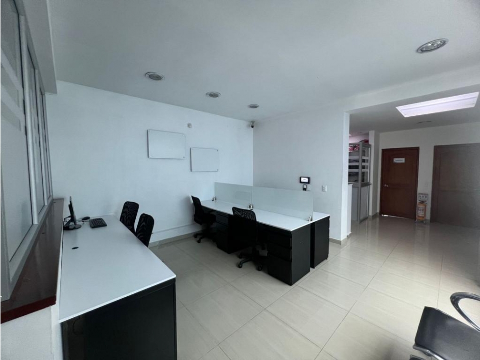 Casa en venta en Barrios Unidos, Bogotá · foto 3 de 23