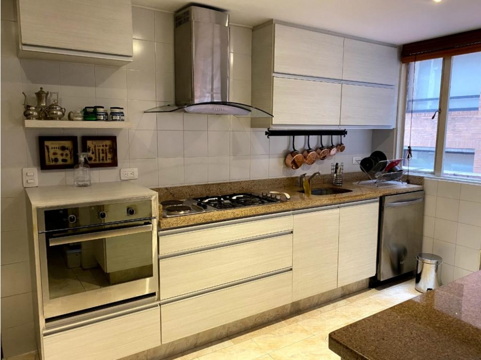 Apartamento en venta en El Refugio, Bogotá · foto 6 de 24
