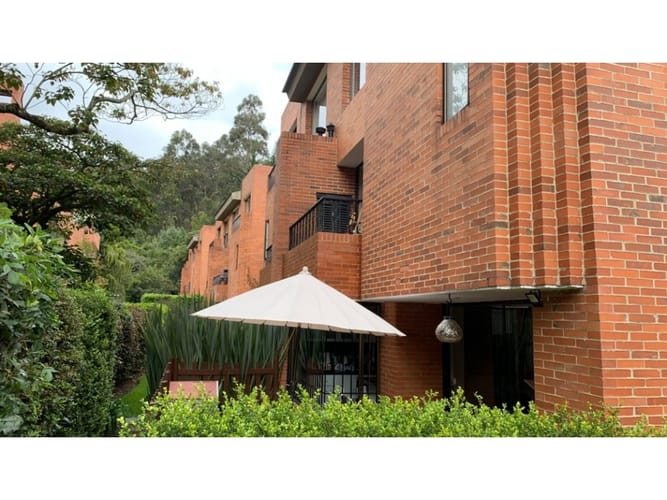 Casa de 3 alcobas en venta en Montearroyo, Bogotá, 330 m² · foto 3 de 13