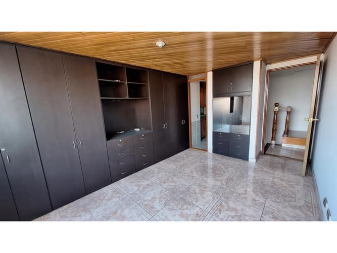 Apartamento de 3 alcobas en venta en Ub. Cordoba Niza, Bogotá, 102 m² · foto 7 de 12