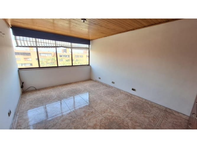 Apartamento de 3 alcobas en venta en Ub. Cordoba Niza, Bogotá, 102 m² · foto 8 de 12