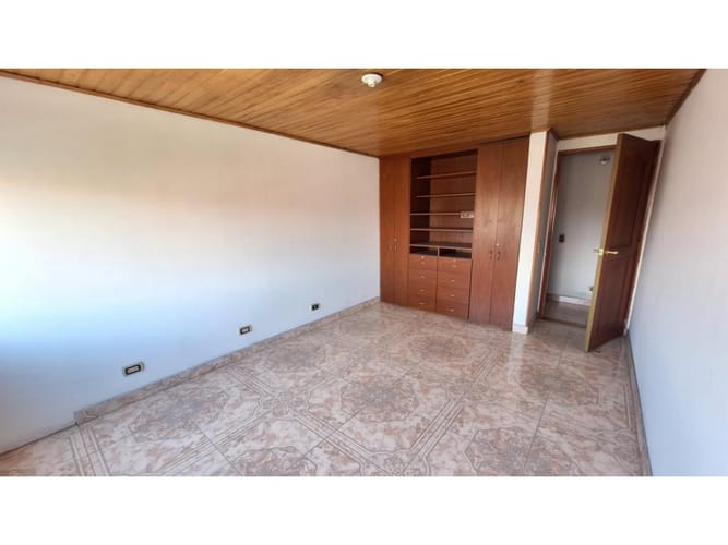 Apartamento de 3 alcobas en venta en Ub. Cordoba Niza, Bogotá, 102 m² · foto 9 de 12