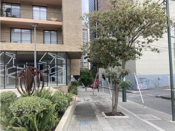 Apartamento de 3 alcobas en venta en Teusaquillo, Bogotá, 100 m² · foto 2 de 23