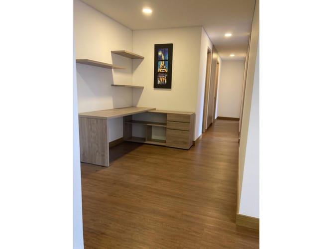 Apartamento de 3 alcobas en venta en Teusaquillo, Bogotá, 100 m² · foto 7 de 23