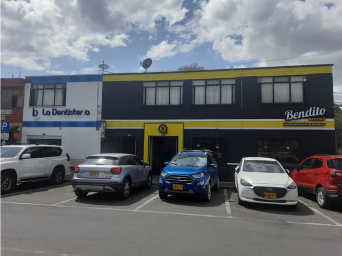 Casa de 3 alcobas en venta en Fontibon, Bogotá, 240 m² · foto 6 de 7