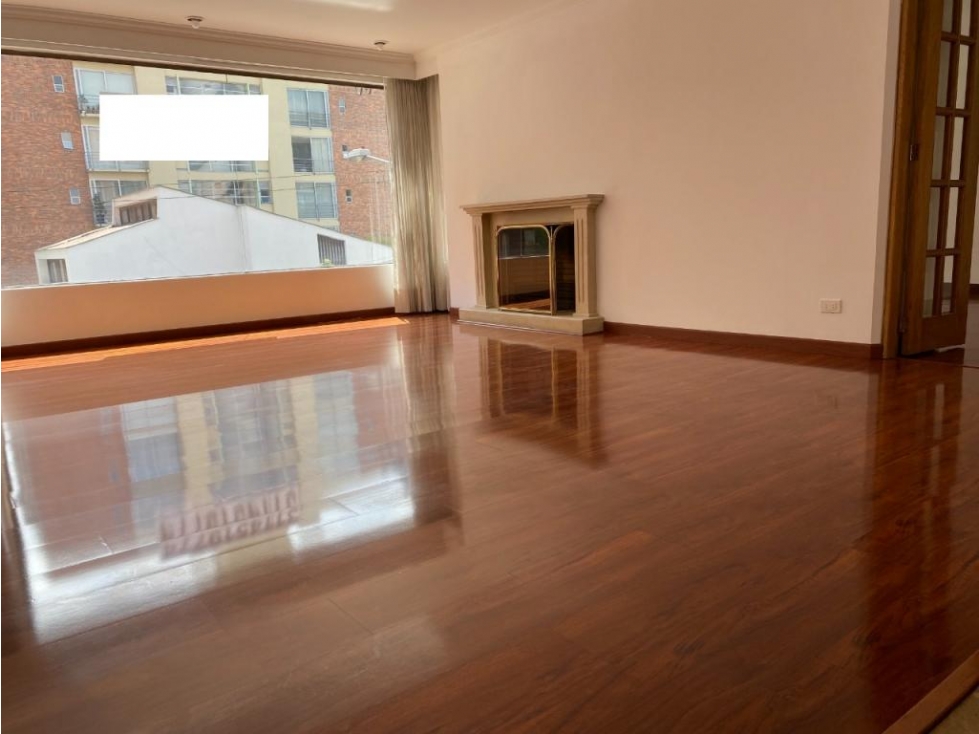 Apartamento en venta en Chico Norte, Bogotá · foto 3 de 23