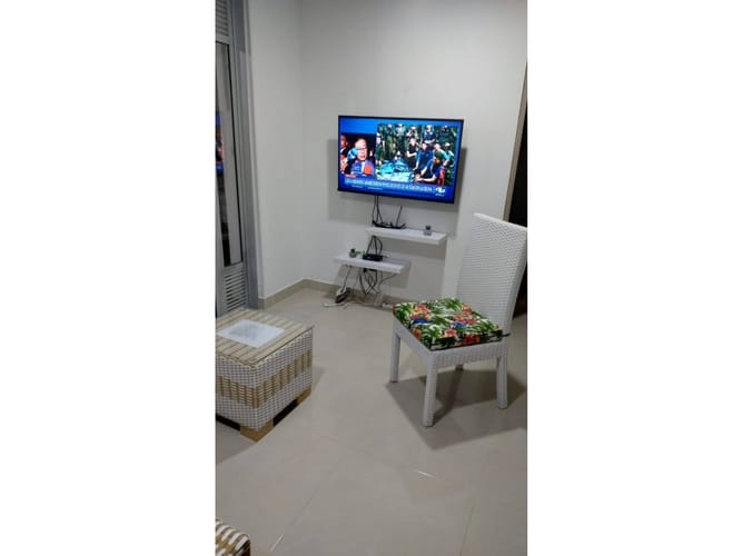 Apartamento de 3 alcobas en venta en La Carrera, Ricaurte, 62 m² · foto 3 de 23