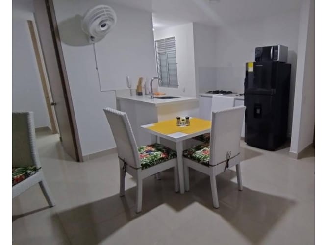 Apartamento de 3 alcobas en venta en La Carrera, Ricaurte, 62 m² · foto 4 de 23