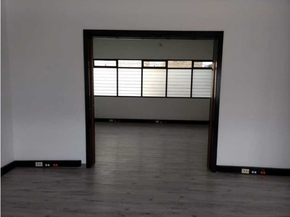 Casa en venta en Barrios Unidos, Bogotá · foto 5 de 17