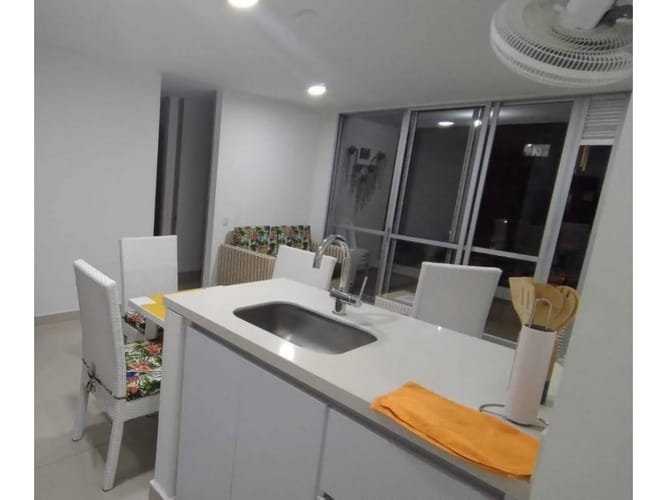 Apartamento de 3 alcobas en venta en La Carrera, Ricaurte, 62 m² · foto 6 de 23