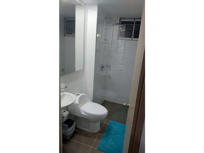 Apartamento de 3 alcobas en venta en La Carrera, Ricaurte, 62 m² · foto 8 de 23