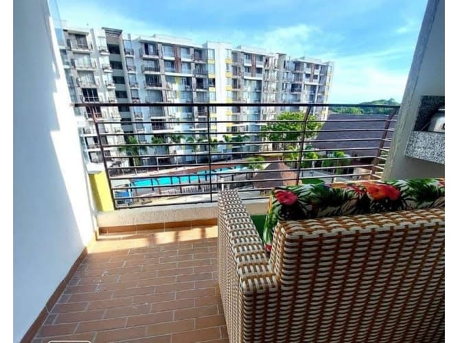 Apartamento de 3 alcobas en venta en La Carrera, Ricaurte, 62 m² · foto 12 de 23