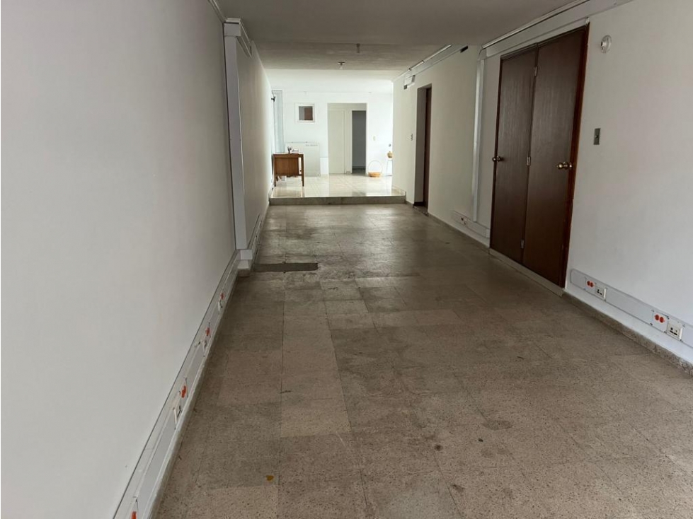 Casa en venta en La Castellana, Bogotá · foto 2 de 24