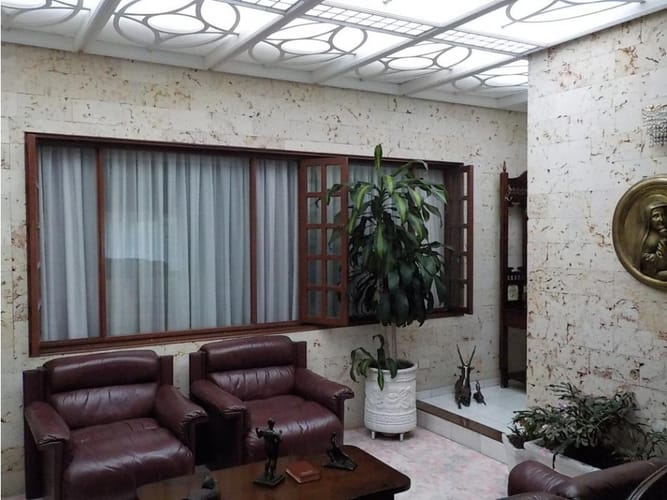 Casa de 3 alcobas en venta en Santa Barbara, Bogotá, 442 m² · foto 9 de 24