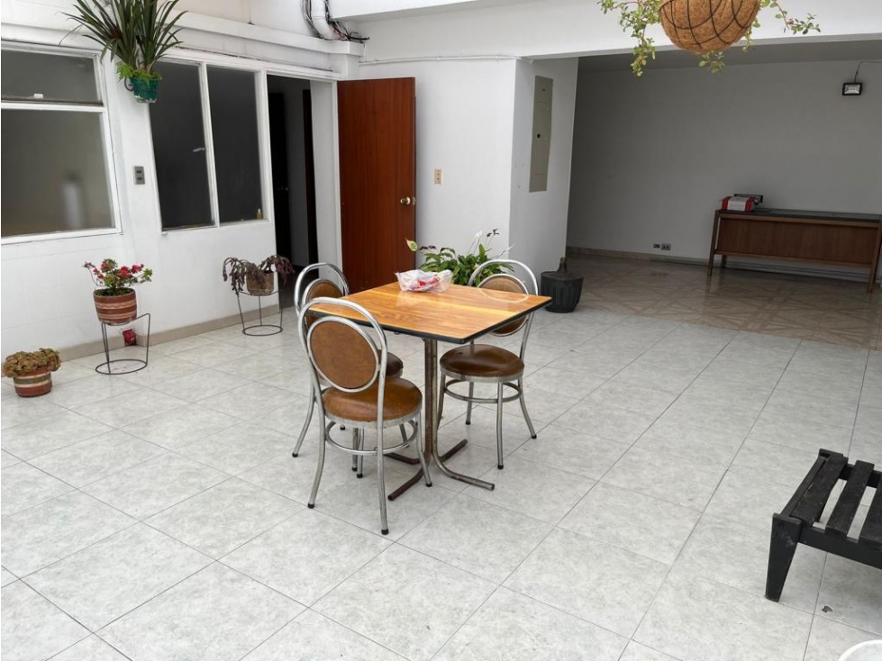 Casa en venta en La Castellana, Bogotá · foto 6 de 24