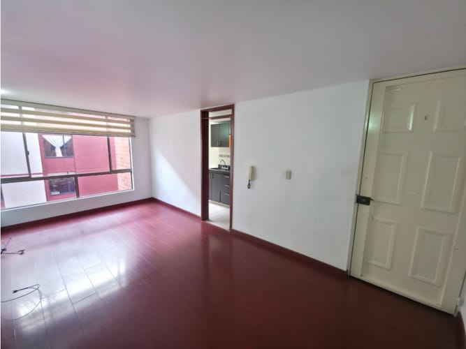 Apartamento de 3 alcobas en venta en La Emilia, Bogotá, 55 m² · foto 2 de 12