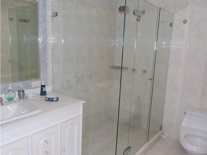 Casa de 3 alcobas en venta en Santa Barbara, Bogotá, 442 m² · foto 17 de 24