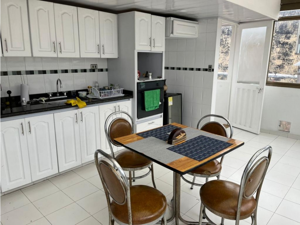 Casa en venta en La Castellana, Bogotá · foto 14 de 24