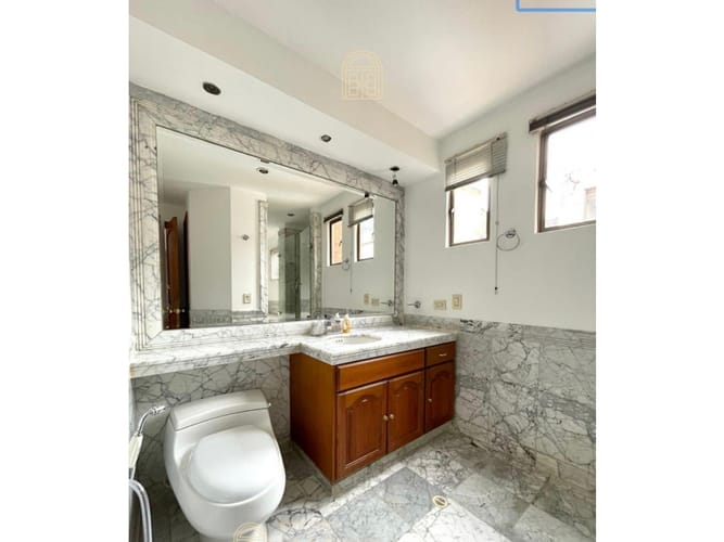 Apartamento de 4 alcobas en venta en La Cabrera, Bogotá, 355 m² · foto 18 de 19