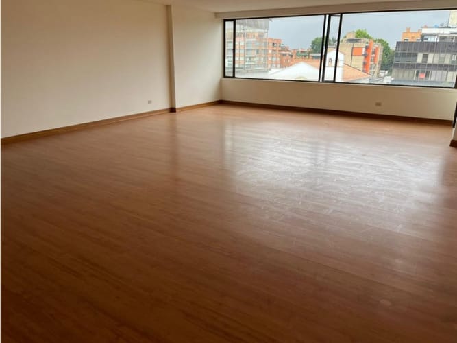 Apartamento en venta en Santa Barbara, Bogotá · foto 3 de 24
