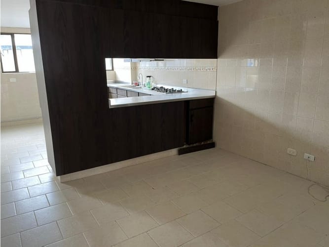 Apartamento en venta en Santa Barbara, Bogotá · foto 7 de 24