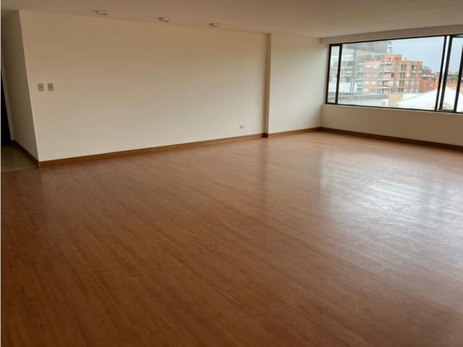 Apartamento en venta en Santa Barbara, Bogotá · foto 23 de 24