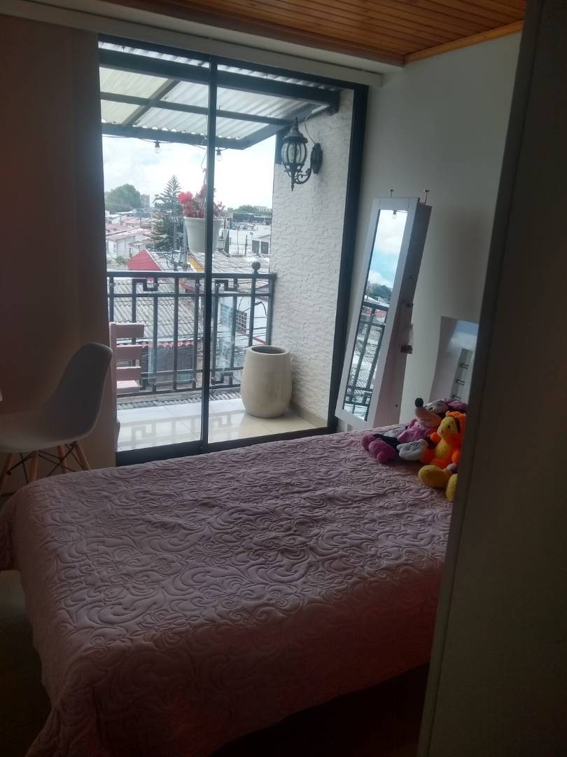 Casa en venta en Villa Luz, Bogotá · foto 7 de 20
