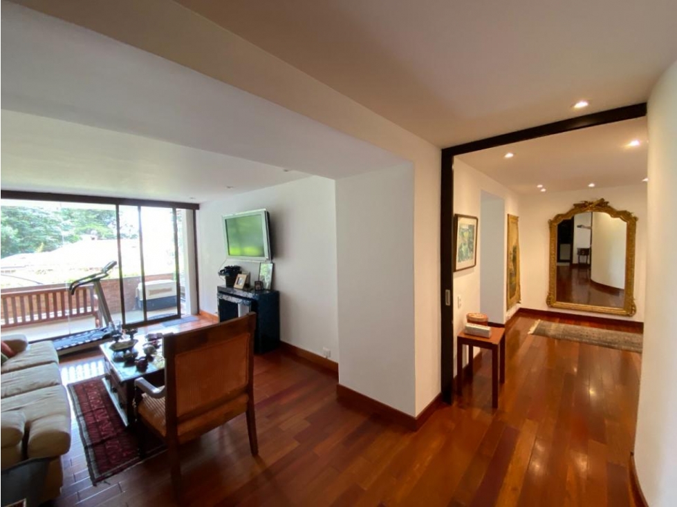 Apartamento en venta en El Refugio, Bogotá · foto 8 de 24