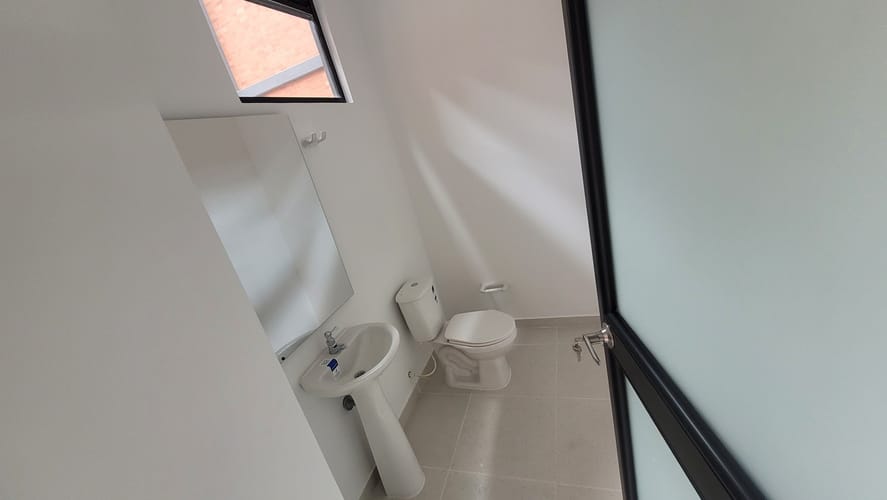 Bodega en arriendo en Zona Centro, Madrid, 750 m² · foto 12 de 24