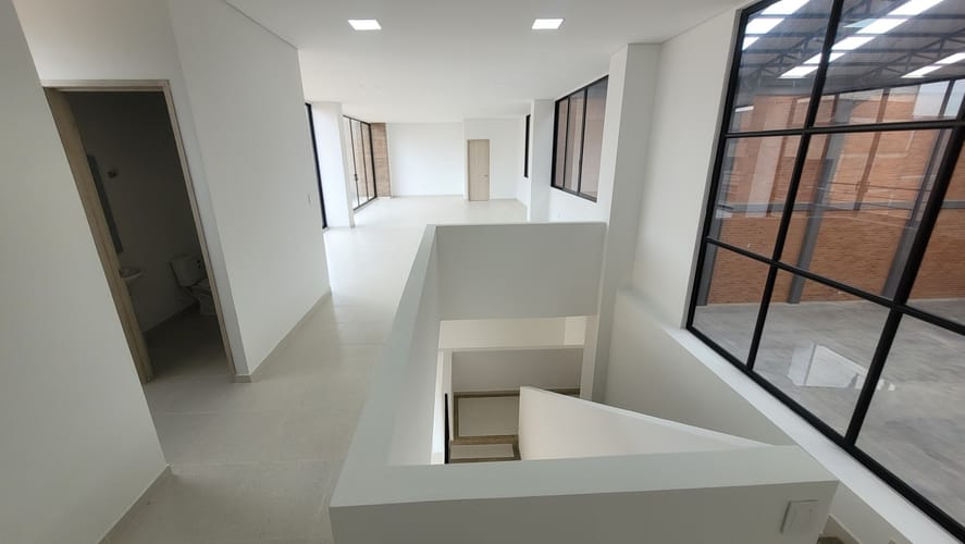 Bodega en arriendo en Zona Centro, Madrid, 750 m² · foto 17 de 24