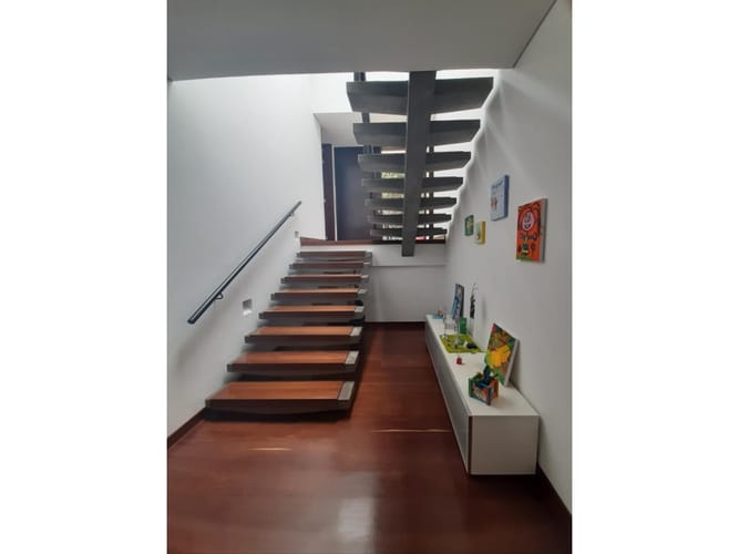 Casa de 3 alcobas en venta en San Rafael, La Calera, 332 m² · foto 3 de 8