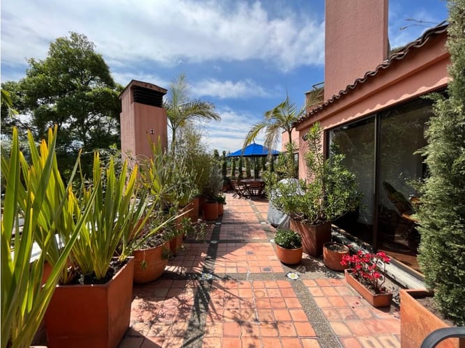 Apartamento de 3 alcobas en venta en Niza, Bogotá, 310 m² · foto 10 de 22