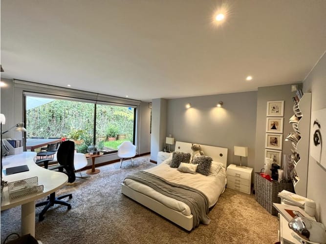 Apartamento de 3 alcobas en venta en Niza, Bogotá, 310 m² · foto 16 de 22