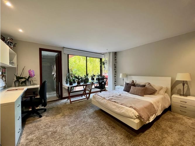 Apartamento de 3 alcobas en venta en Niza, Bogotá, 310 m² · foto 21 de 22