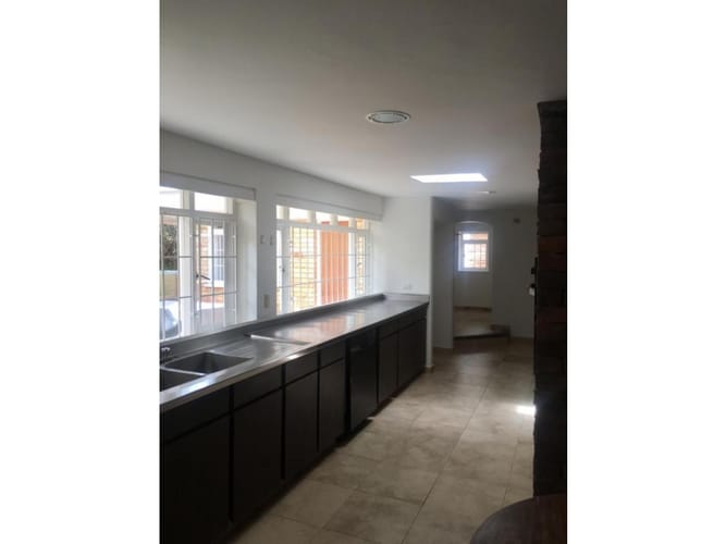 Casa de 4 alcobas en venta en Autopista Norte, Bogotá, 350 m² · foto 9 de 24