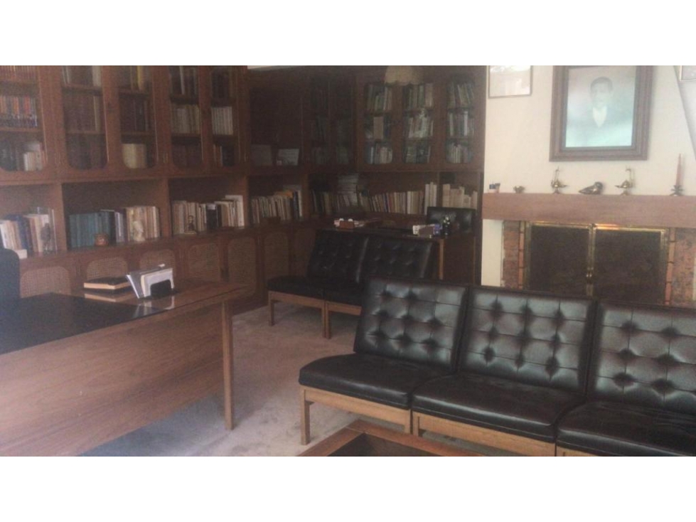 Casa en venta en San Jose De Bavaria, Bogotá · foto 4 de 24