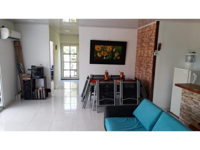 Casa de 5 alcobas en venta en Bochica Et I, Villavicencio, 140 m² · foto 2 de 16