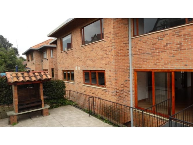 Casa de 3 alcobas en venta en Casa Blanca, Bogotá, 350 m² · foto 9 de 24