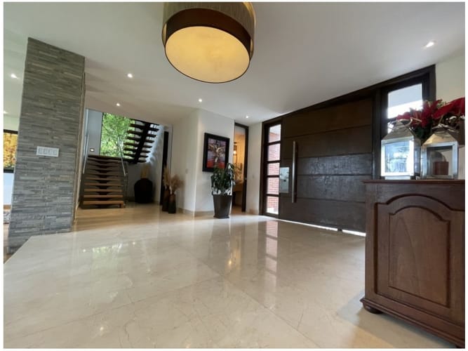 Casa de 5 alcobas en venta en Yerbabuena, Chía, 554 m² · foto 3 de 24