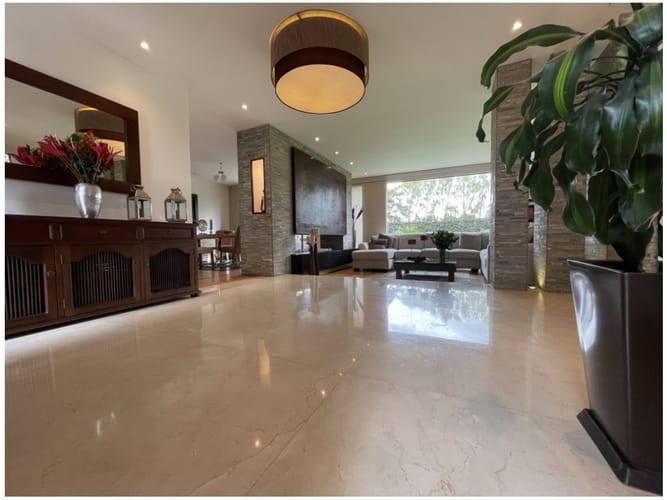 Casa de 5 alcobas en venta en Yerbabuena, Chía, 554 m² · foto 4 de 24