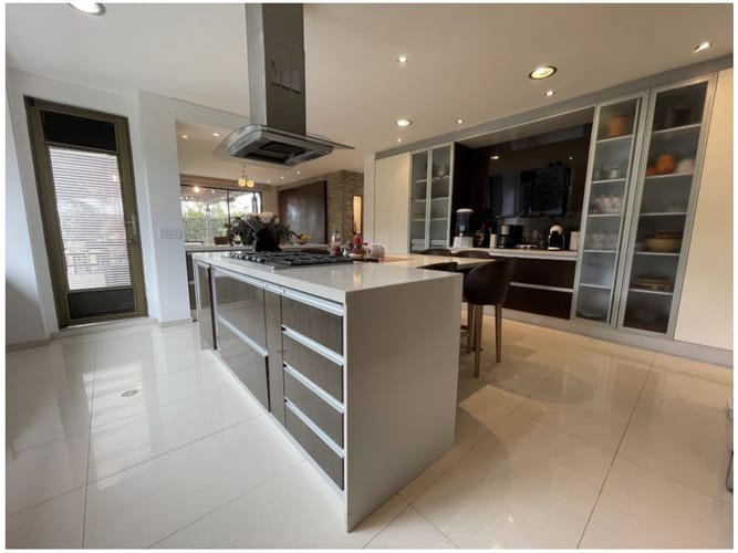 Casa de 5 alcobas en venta en Yerbabuena, Chía, 554 m² · foto 7 de 24