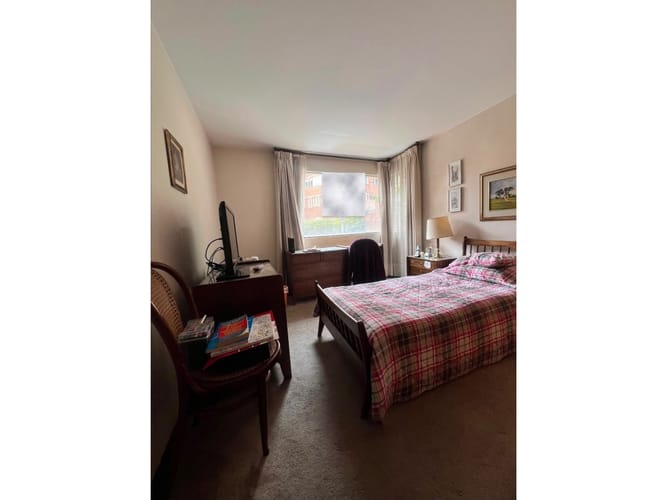 Apartamento de 3 alcobas en venta en Los Rosales, Bogotá, 161 m² · foto 9 de 13