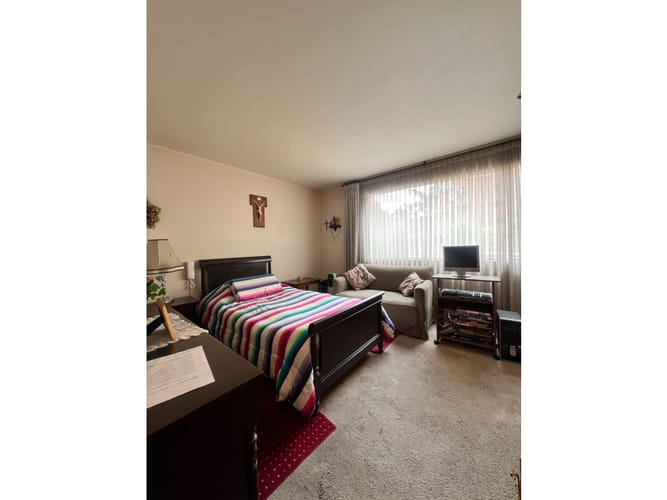 Apartamento de 3 alcobas en venta en Los Rosales, Bogotá, 161 m² · foto 10 de 13