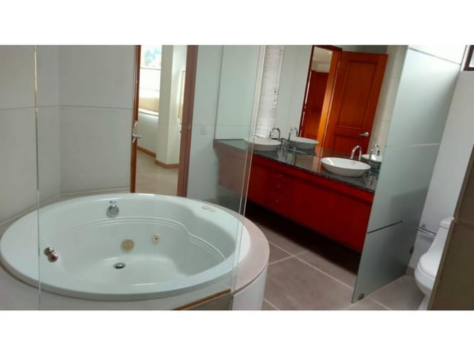 Apartamento de 5 alcobas en venta en Santa Ana, Bogotá, 371 m² · foto 12 de 18
