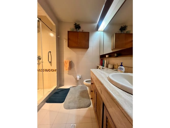 Apartamento de 3 alcobas en venta en Los Rosales, Bogotá, 161 m² · foto 13 de 13
