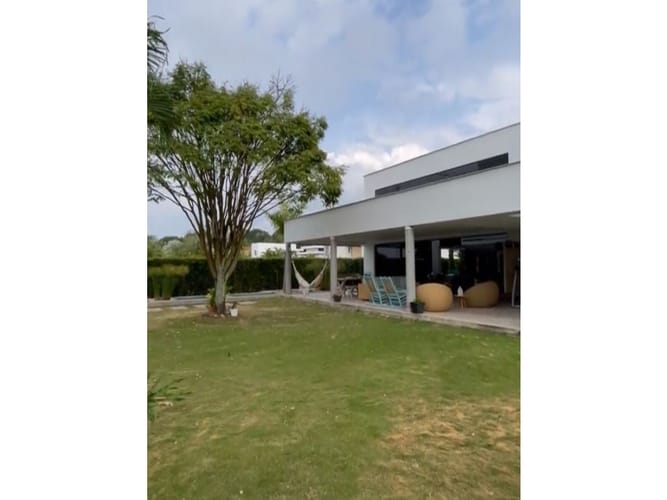 Casa de 5 alcobas en venta en Miramar, Ibagué, 581 m² · foto 17 de 17