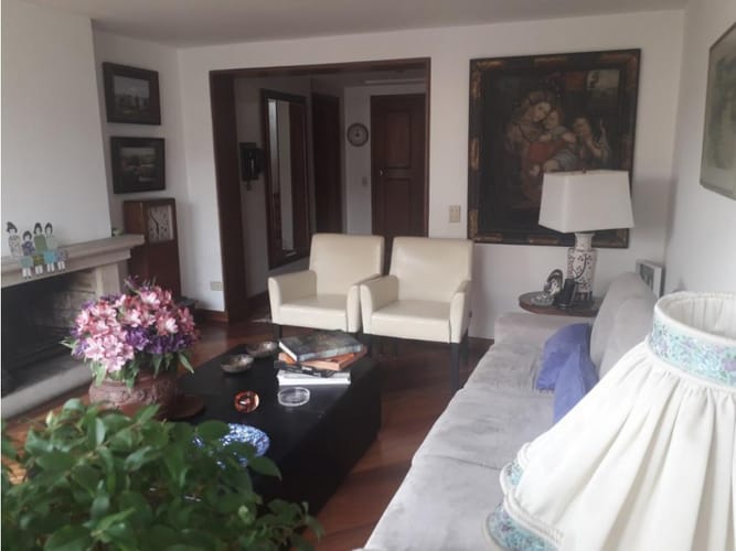 Apartamento de 3 alcobas en venta en Multicentro, Bogotá, 202 m² · foto 2 de 17